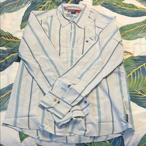 Quiksilver Men’s Slim Button Down